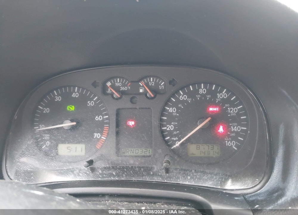 2005 VOLKSWAGEN GOLF GLS 2.0L VIN: 9BWGL61J854002584