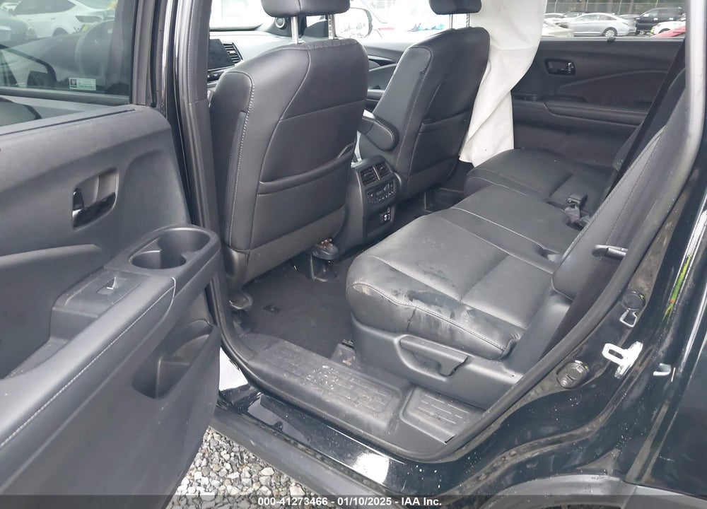 2023 HONDA PASSPORT AWD ELITE VIN: 5FNYF8H05PB008532