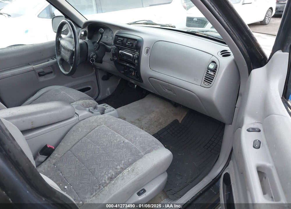 1998 FORD EXPLORER EDDIE BAUER/LIMITED/XL/XLT VIN: 1FMZU34E7WUB51952