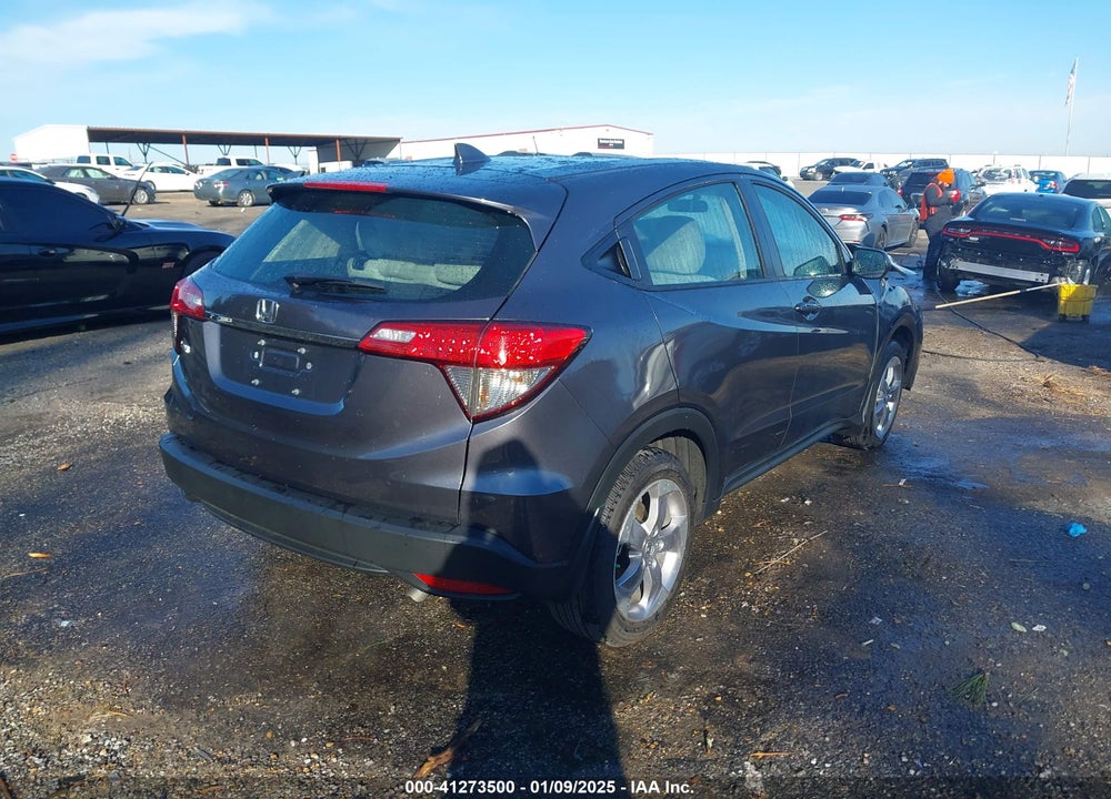 2022 HONDA HR-V 2WD LX VIN: 3CZRU5H31NM705931