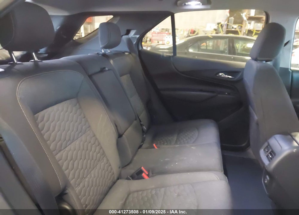 2019 CHEVROLET EQUINOX LT VIN: 3GNAXUEV0KS609944