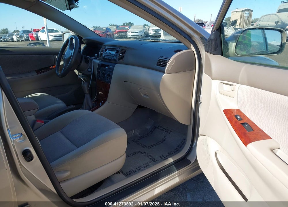 2008 TOYOTA COROLLA LE VIN: 1NXBR32E38Z974791