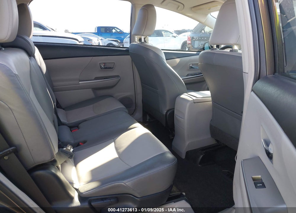2015 TOYOTA PRIUS V FOUR VIN: JTDZN3EU2FJ023871