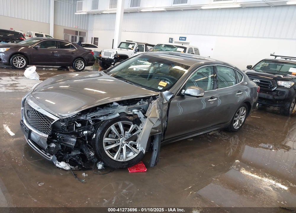 2015 INFINITI Q70 VIN: JN1BY1AR7FM560168
