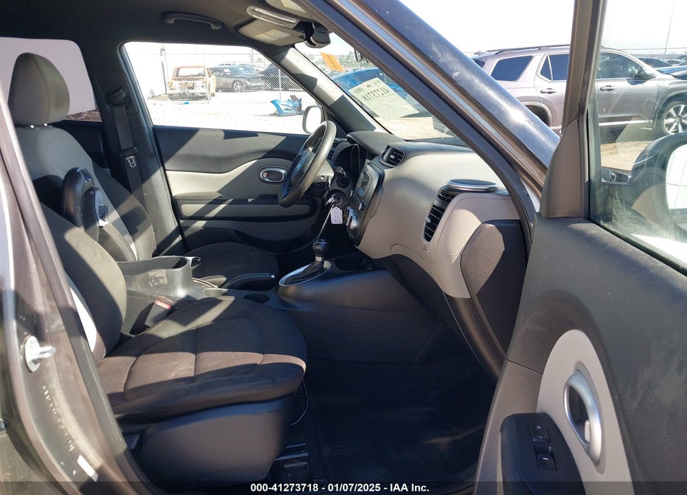 2016 KIA SOUL VIN: KNDJN2A21G7320432