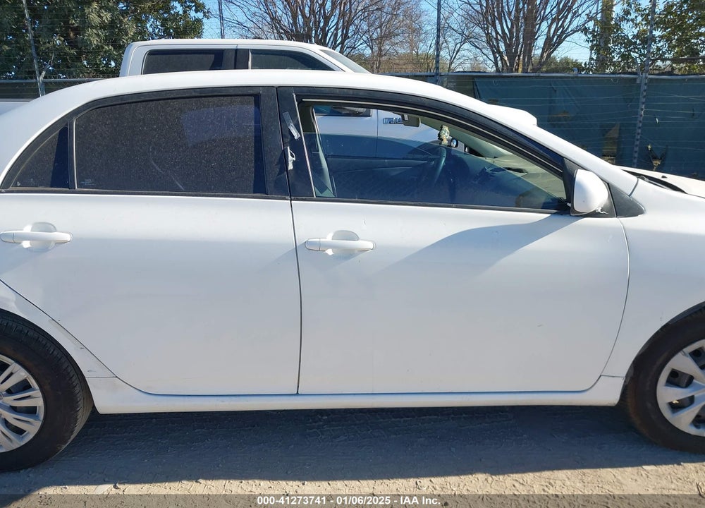 2011 TOYOTA COROLLA LE VIN: 2T1BU4EE7BC607370