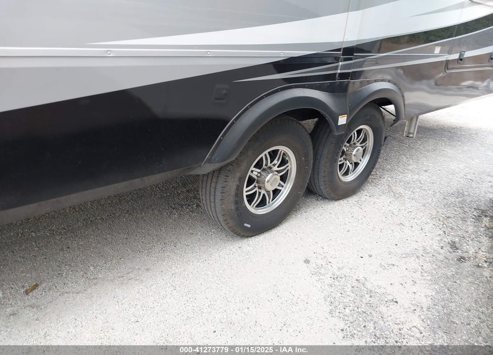 2021 GRAND DESIGN SOLITUDE TRAVEL TRAILER VIN: 573FS4221MAA01633