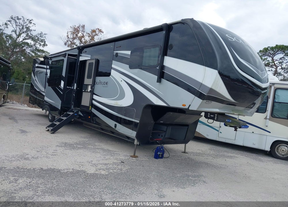 2021 GRAND DESIGN SOLITUDE TRAVEL TRAILER VIN: 573FS4221MAA01633
