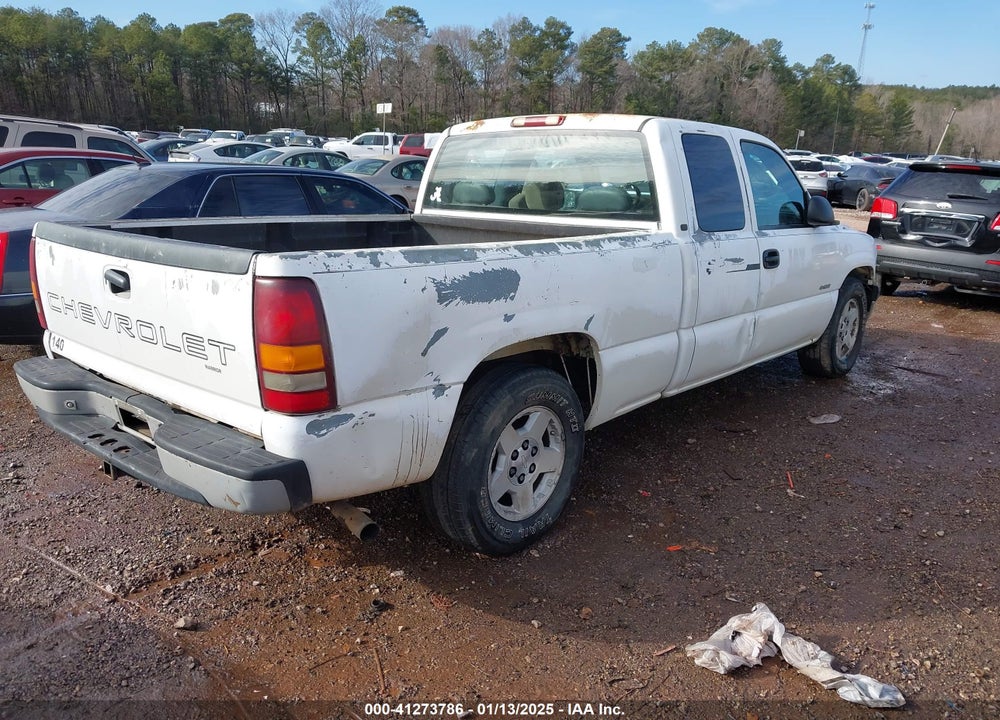 2000 CHEVROLET SILVERADO 1500 VIN: 2GCEC19W7Y1101577