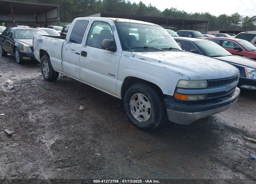 2000 CHEVROLET SILVERADO 1500 VIN: 2GCEC19W7Y1101577