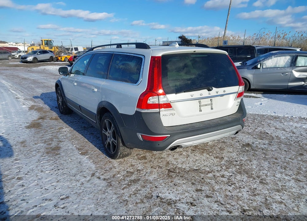 2015 VOLVO XC70 T6 VIN: YV4902NK7F1225870