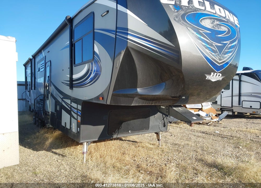 2017 UNKNOWN CYCLONE 4113 VIN: 5SFCG433XHE