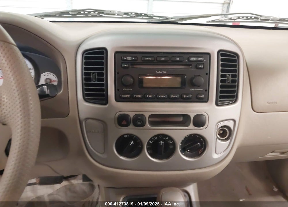 2005 FORD ESCAPE XLT VIN: 1FMYU93195KC96160