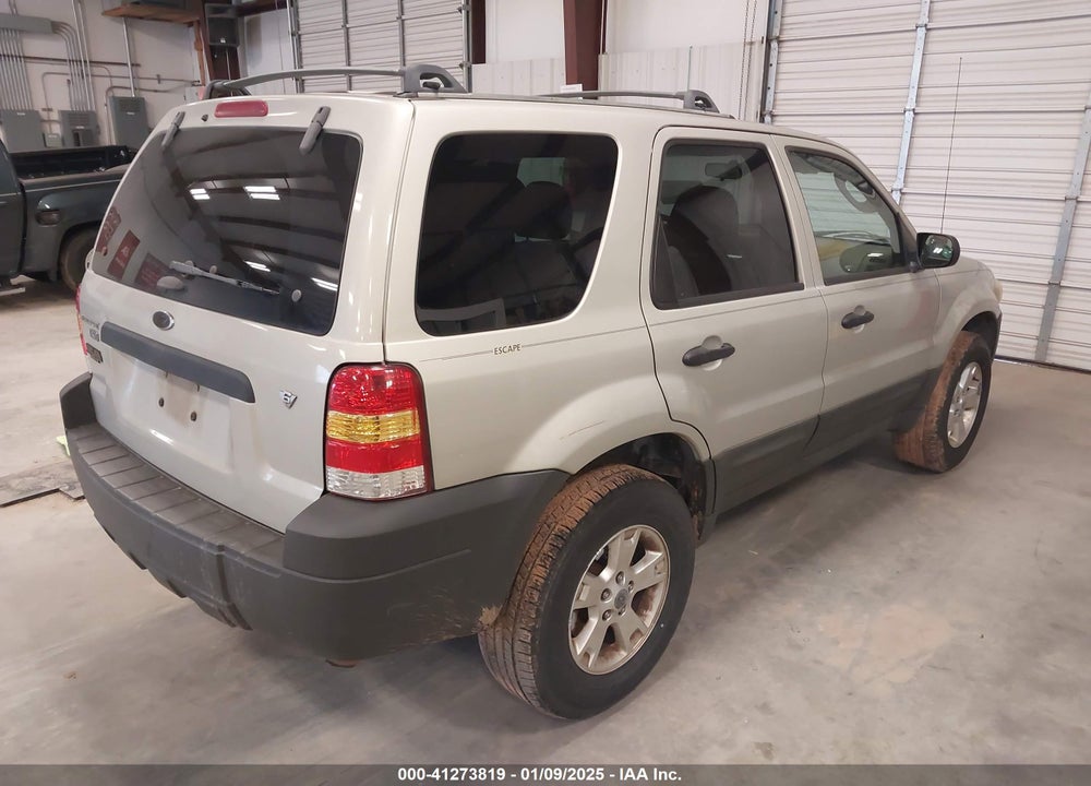 2005 FORD ESCAPE XLT VIN: 1FMYU93195KC96160