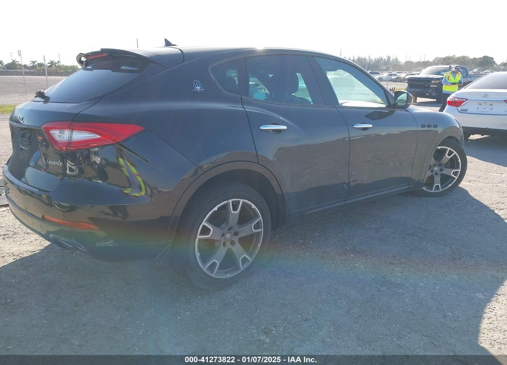 2019 MASERATI LEVANTE VIN: ZN661XUA6KX308351