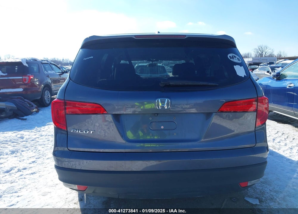 2018 HONDA PILOT EX VIN: 5FNYF5H33JB006276