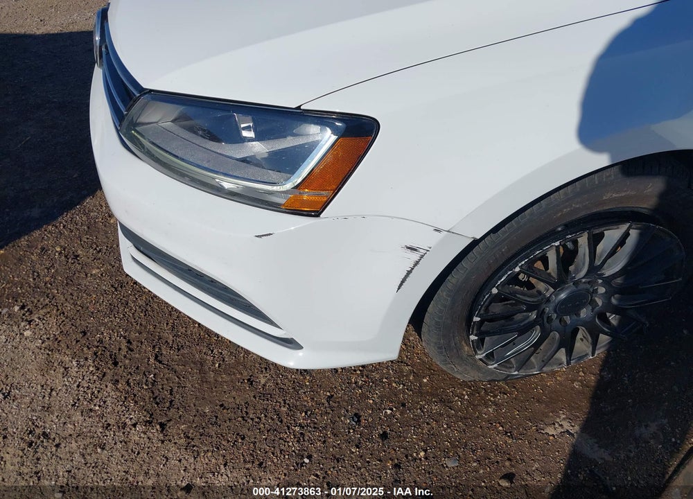 2017 VOLKSWAGEN JETTA 1.4T SE VIN: 3VWDB7AJ1HM278083