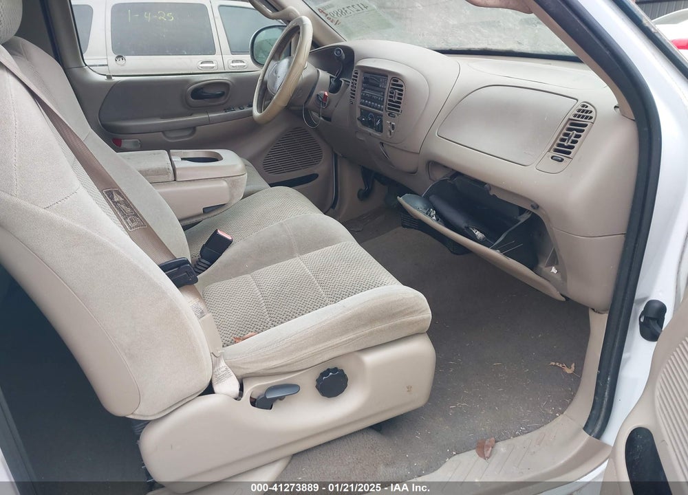 2001 FORD F-150 LARIAT/XL/XLT VIN: 2FTRX17W01CA93311