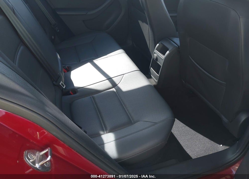 2017 VOLKSWAGEN JETTA VIN: 3VWDB7AJ3HM292860