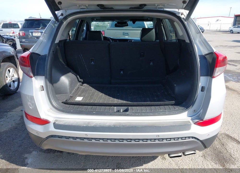 2016 HYUNDAI TUCSON LIMITED VIN: KM8J33A2XGU249708