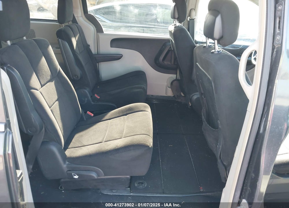 2011 CHRYSLER TOWN & COUNTRY TOURING VIN: 2A4RR5DG3BR723359