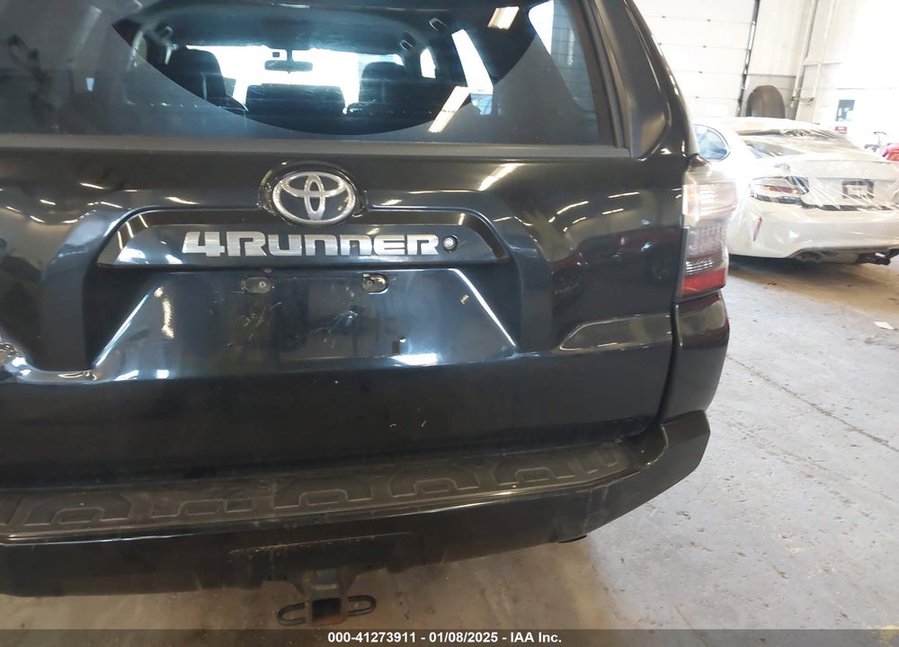 2015 TOYOTA 4RUNNER SR5 VIN: JTEBU5JRXF5232023
