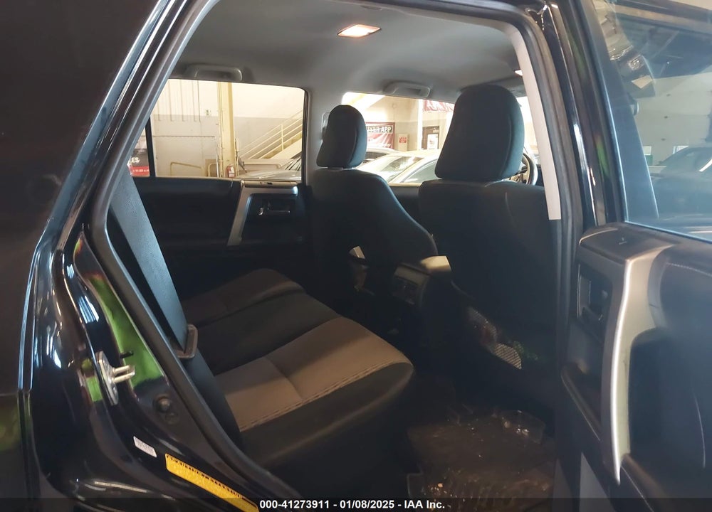 2015 TOYOTA 4RUNNER SR5 VIN: JTEBU5JRXF5232023