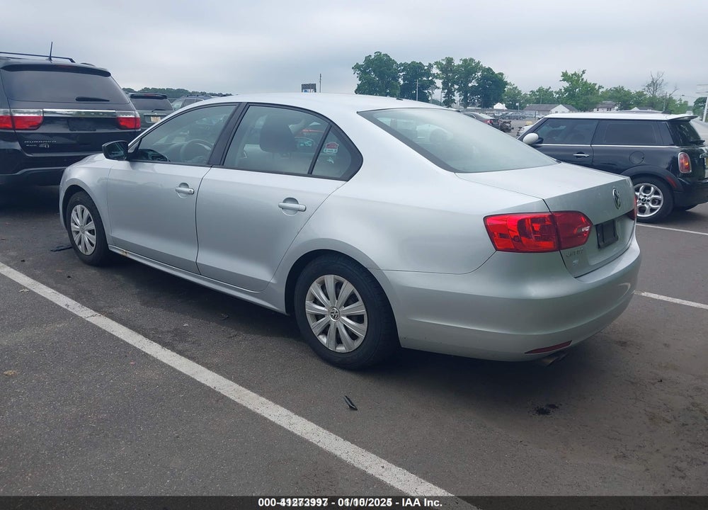 2013 VOLKSWAGEN JETTA 2.0L S VIN: 3VW2K7AJXDM247321