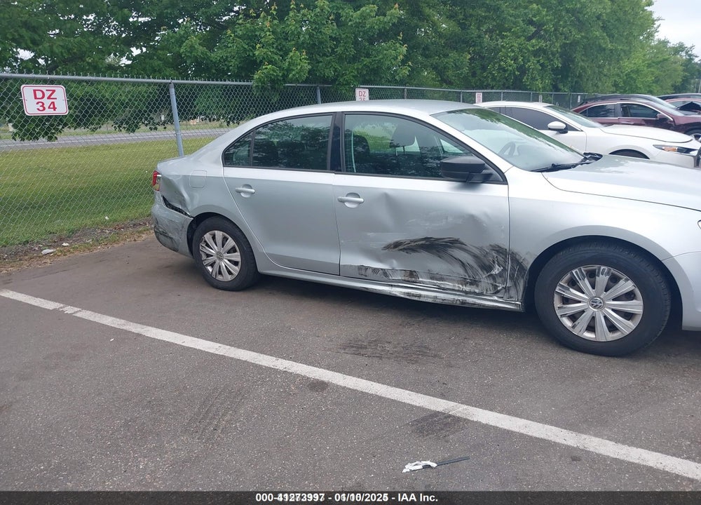 2013 VOLKSWAGEN JETTA 2.0L S VIN: 3VW2K7AJXDM247321
