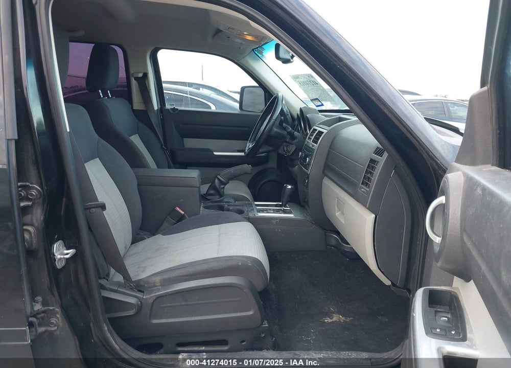 2007 DODGE NITRO SLT/RT VIN: 1D8GU58K47W737474