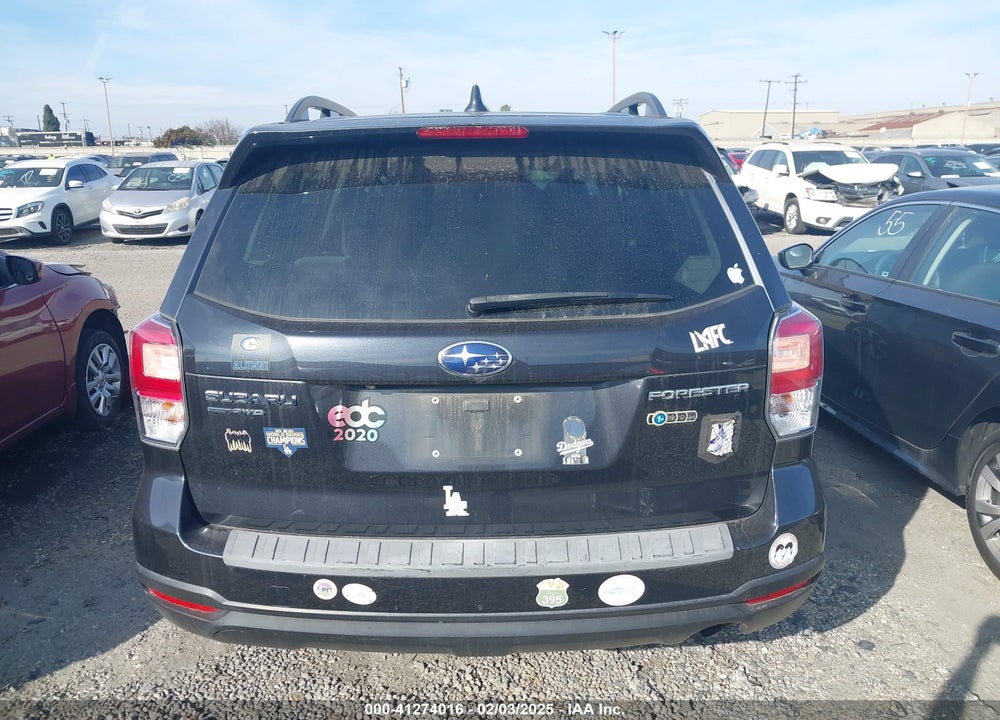 2018 SUBARU FORESTER 2.5I PREMIUM VIN: JF2SJAGC0JH492237