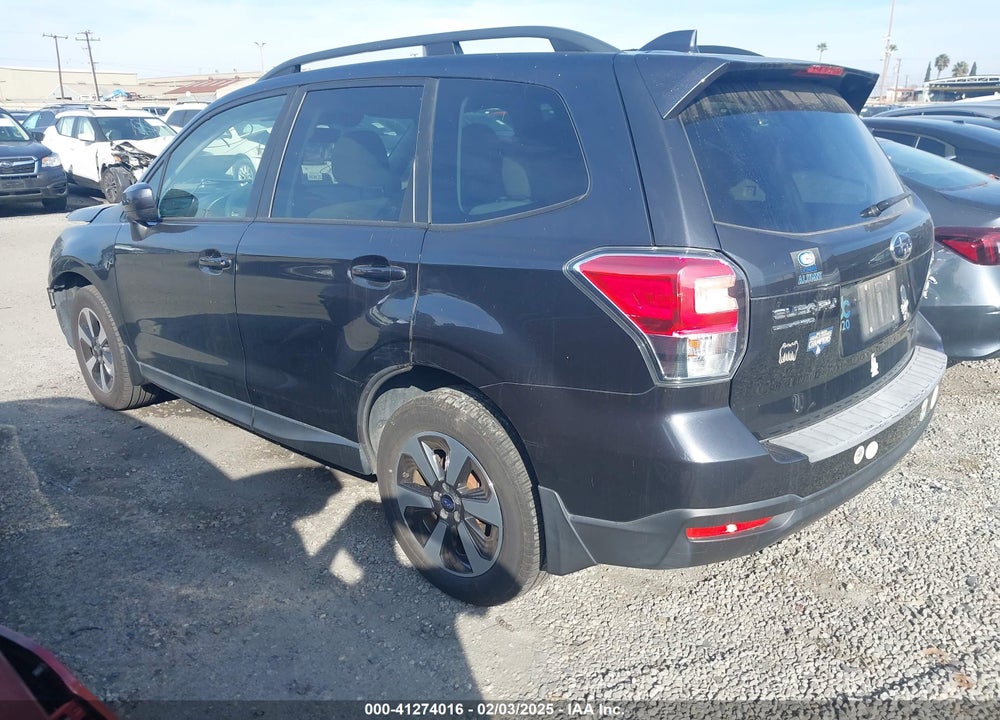 2018 SUBARU FORESTER 2.5I PREMIUM VIN: JF2SJAGC0JH492237