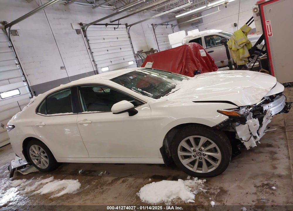 2022 TOYOTA CAMRY LE AWD VIN: 4T1C11BK1NU067636