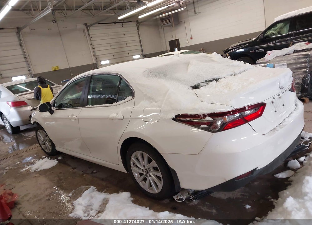 2022 TOYOTA CAMRY LE AWD VIN: 4T1C11BK1NU067636