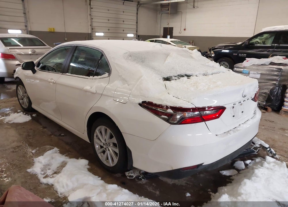 2022 TOYOTA CAMRY LE AWD VIN: 4T1C11BK1NU067636