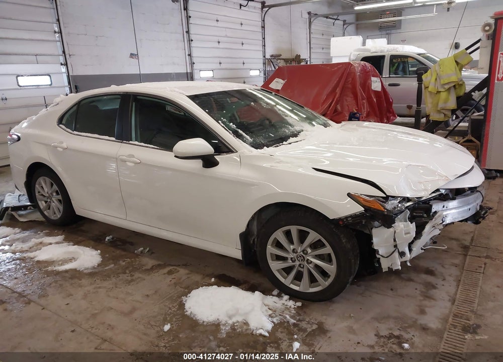 2022 TOYOTA CAMRY LE AWD VIN: 4T1C11BK1NU067636