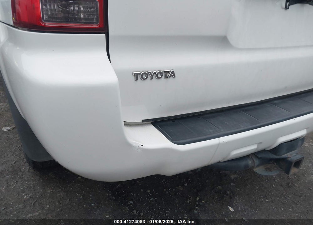 2006 TOYOTA 4RUNNER SR5 V8 VIN: JTEBT14R760059498