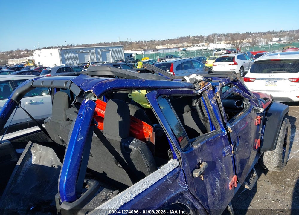2018 JEEP WRANGLER UNLIMITED SAHARA VIN: 1C4HJXEN3JW230594