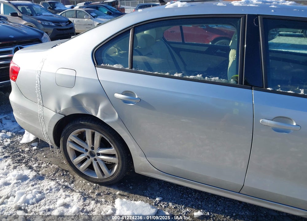2012 VOLKSWAGEN JETTA 2.5L SE VIN: 3VWDP7AJ6CM379338