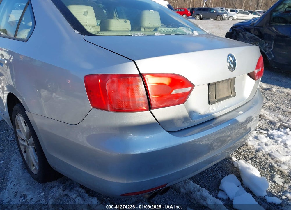 2012 VOLKSWAGEN JETTA 2.5L SE VIN: 3VWDP7AJ6CM379338