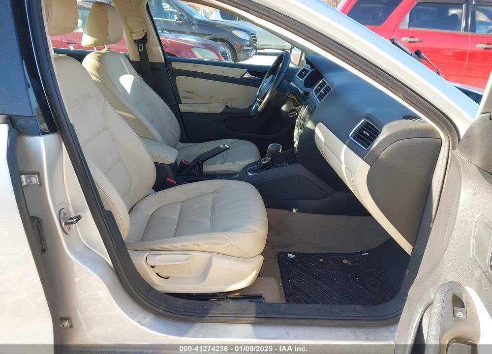 2012 VOLKSWAGEN JETTA 2.5L SE VIN: 3VWDP7AJ6CM379338