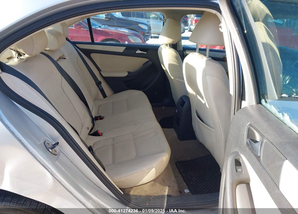 2012 VOLKSWAGEN JETTA 2.5L SE VIN: 3VWDP7AJ6CM379338