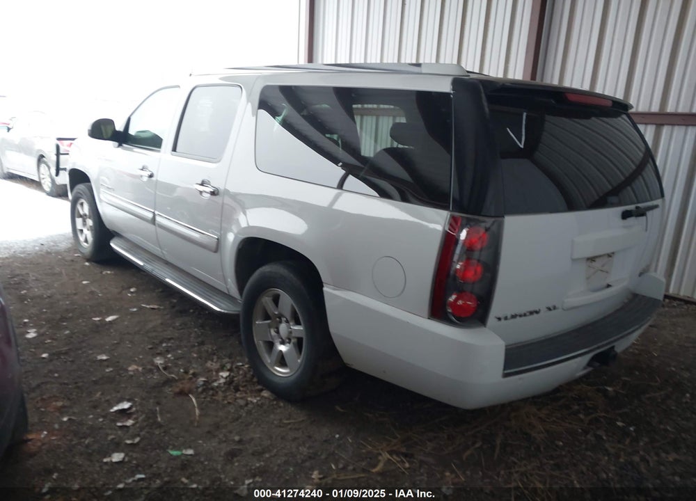 2007 GMC YUKON XL 1500 DENALI VIN: 1GKFK66877J232706