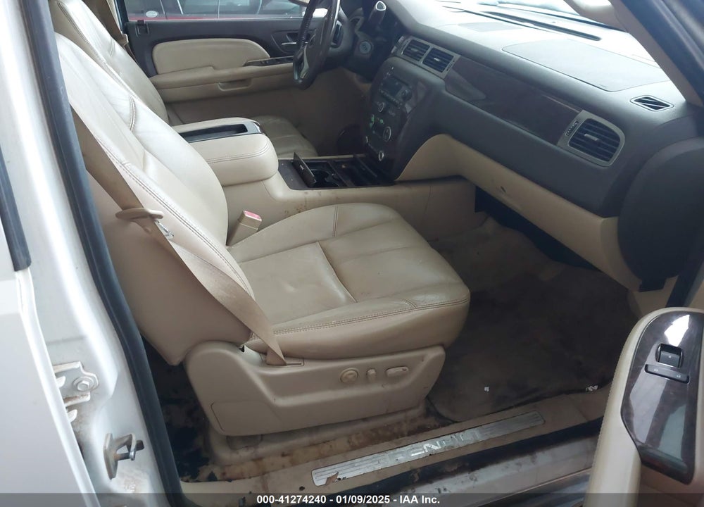 2007 GMC YUKON XL 1500 DENALI VIN: 1GKFK66877J232706