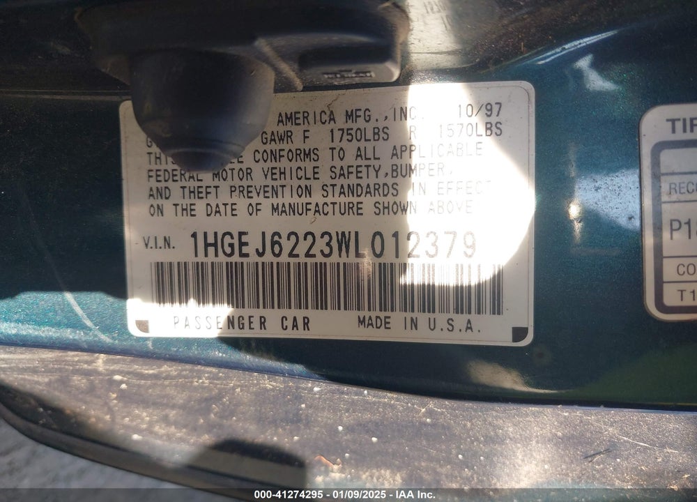1998 HONDA CIVIC DX VIN: 1HGEJ6223WL012379