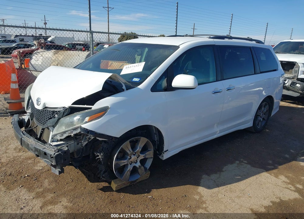 2015 TOYOTA SIENNA SE 8 PASSENGER VIN: 5TDXK3DC2FS556797