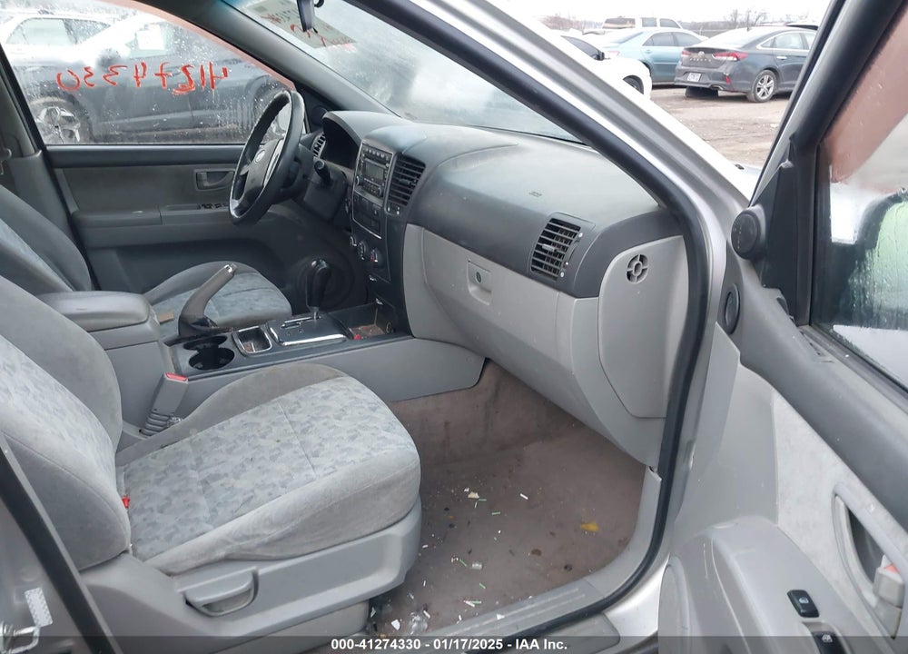 2008 KIA SORENTO LX VIN: KNDJC735285784773