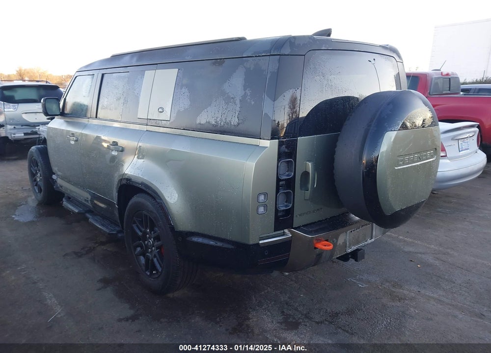 2024 LAND ROVER DEFENDER 130 P400 X VIN: SALEXFEU8R2352205