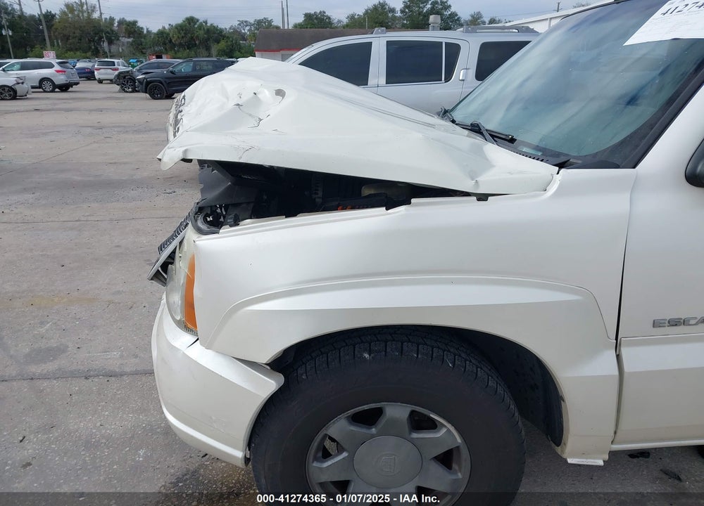 2002 CADILLAC ESCALADE STANDARD VIN: 1GYEK63N92R143340