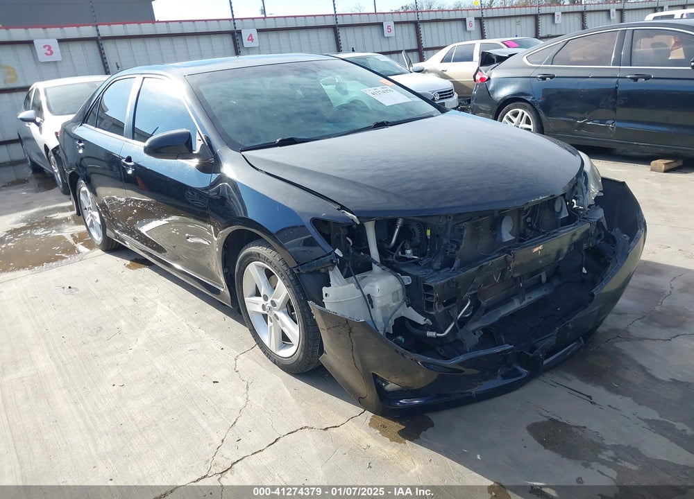 2014 TOYOTA CAMRY SE VIN: 4T1BF1FKXEU863857